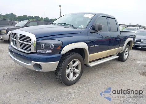 2007 Dodge Ram 1500 Slt/Trx4 Off Road/Sport z USA, uszkodzony, nr VIN 1D7HU18P47J579390